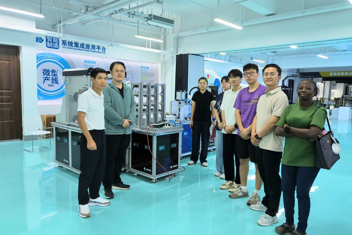 CogTwins Lab Organizes Visit for 2025 Graduate Student Cohort